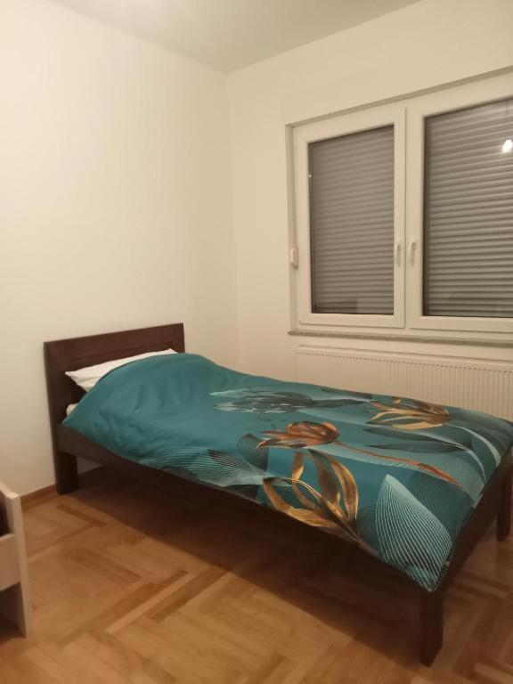 Rooms Near The Airport ซาราเยโว ภายนอก รูปภาพ